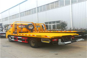 龙潭区附近拖车救援搭电